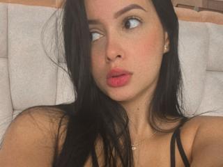 EmilyParkerr Boobs Liveshow - Photo 17/21