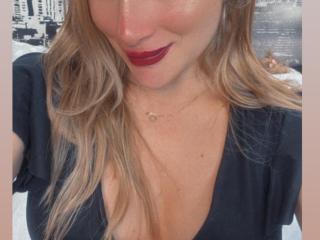 ArianaLu Webcam Porno Live - Photo 19/21