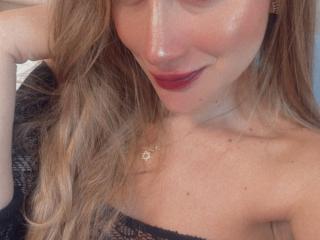 ArianaLu Webcam Porno Live - Photo 18/21