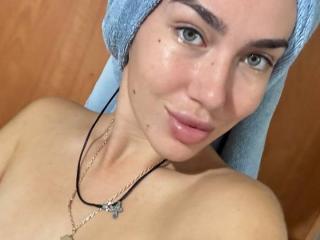AraiaSheri Webcam Porno Live - Photo 21/21