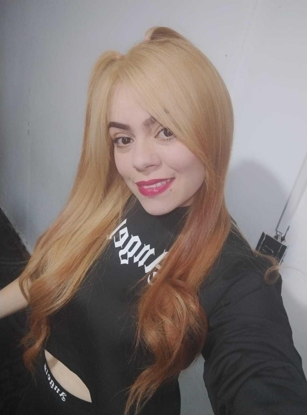 KataBlonde from XLoveCam
