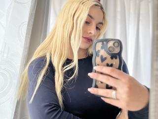 AtheneaRossi Webcam Porno Live - Photo 13/21