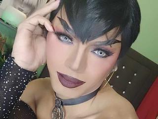 KinkiNikkiTS live cam model at XLoveCam