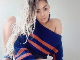 KarenCurlyHair Image Gallery