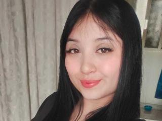 Watch LunaBellaHotty live on cam on XLoveCam