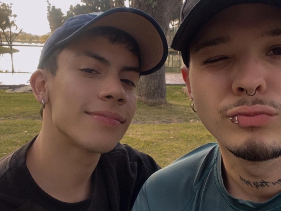 AronJames — live cam photo 3