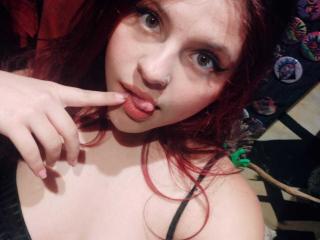 SophieHill Blowjob XXX Cams - Photo 10/21