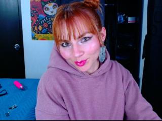 EmelySofia Seins Liveshow - Photo 10/21