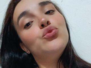 AnneEvanss Webcam Porno Live - Photo 19/21
