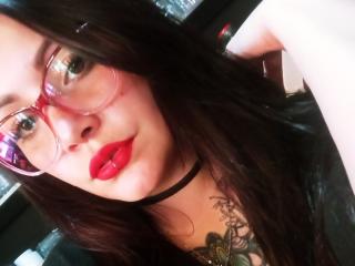 SweetAmeliee Blowjob XXX Cams - Photo 8/21