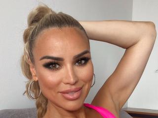 RadmilaQueen Sex Brunette - Photo 13/21