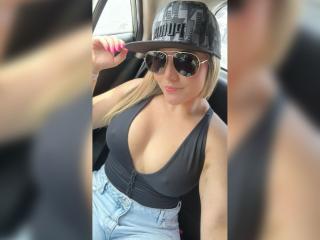 SophieEvansss Blowjob XXX Cams - Photo 9/21