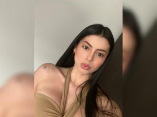 IsabellaJames Hot Pussy - Photo 8/21
