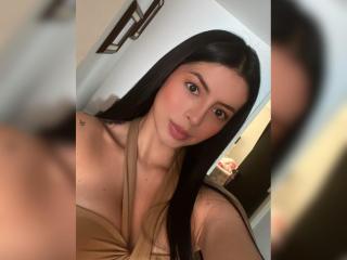 IsabellaJames Hot Pussy - Photo 6/21