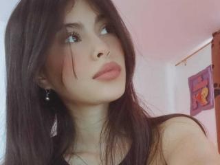 AmbarHot69 Webcam Porno Live - Photo 8/21