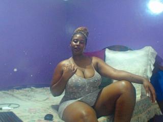 ChristyLeaX Image Gallery