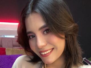 LucieMilner Anal en Webcam Live - Photo 4/9
