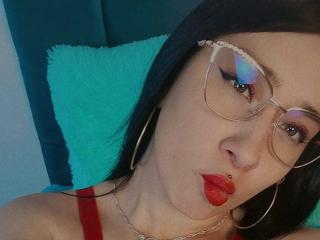 AnieButtocks Webcam Porno Live - Photo 9/21