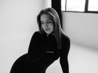 LauraHlot Anal Livecam - Photo 17/21