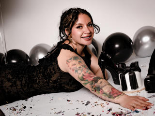 KatalinaJohnson Seins Show XXX en Direct - Photo 8/21