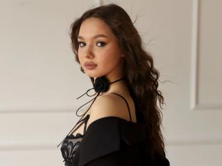 Amalya-hot live cam model at XLoveCam