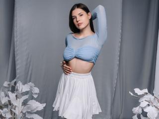 BelleLovely Live Cam Porn - Photo 8/16