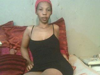 sexytinny-hot live cam model at XLoveCam