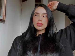 AprilTheOne Webcam Porno Live - Photo 4/14