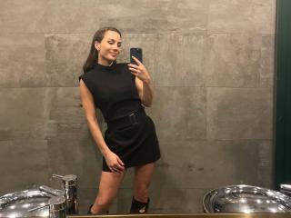 OliviaaDiamond live cam model at XLoveCam