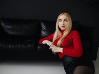 BeatriceFly Live Cam Porn - Photo 21/21