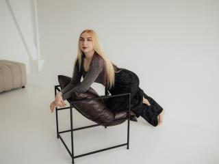 BeatriceFly Live Cam Porn - Photo 9/21