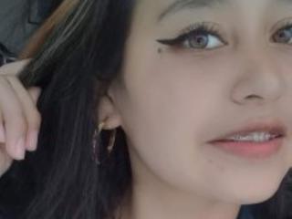 Violeht live cam model at XLoveCam