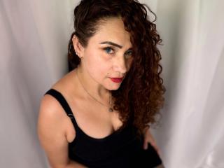 AmeliaBaker Webcam Porno Live - Photo 5/21