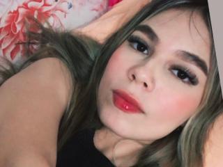 SamanthaParty live cam model at XLoveCam