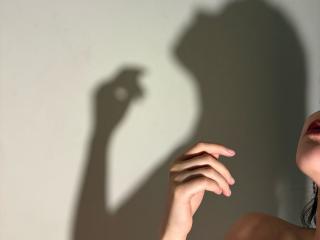 AmelieBss live cam model at XLoveCam