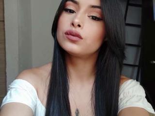 Emilyv69Hot Boobs Liveshow - Photo 13/21