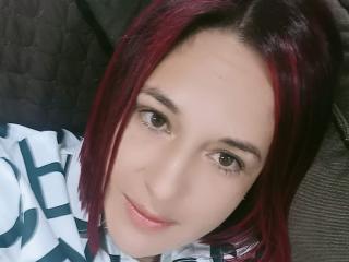 IntirRaymi live cam model at XLoveCam