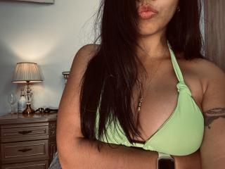 SofieWhite Blowjob XXX Cams - Photo 10/21
