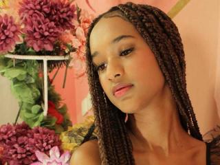 AllyMills Webcam Porno Live - Photo 17/20