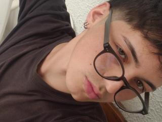 NicoDray live cam model at XLoveCam