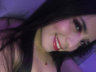 AlanaReyes Webcam Porno Live - Photo 19/21