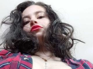 SamanthaMiiller Fellation XXX Cams - Photo 7/21