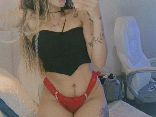 LiliRose69 - Live sex cams model
