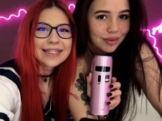 AlisAmy Webcam Porno Live - Photo 4/4