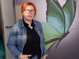 DayanaMailly live cam model at XLoveCam