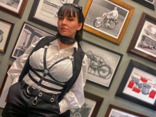 SaraleePoison Blowjob XXX Cams - Photo 10/21