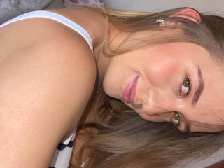 AntoCrus - Live sex cams model