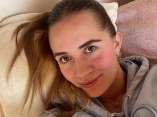 AntoCrus - Live sex cams model
