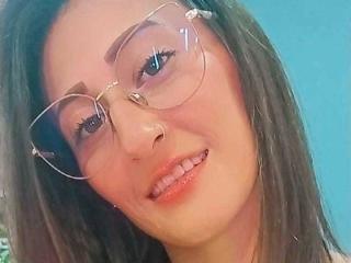 SharisWillian Blowjob XXX Cams - Photo 21/21
