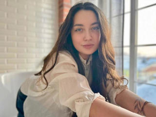 LilianCat-hot live cam model at XLoveCam